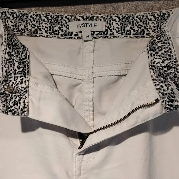 My Style  Women's White Stretch Capri in Size 14 - Picture 2 of 13